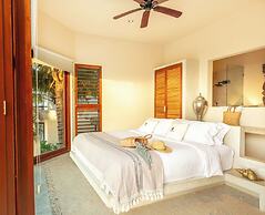 Casa Punta Coco & Beach Club