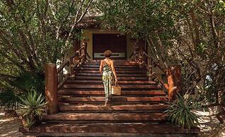 Casa Punta Coco & Beach Club