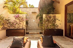 Casa Punta Coco & Beach Club