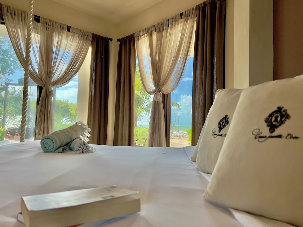 Casa Punta Coco & Beach Club