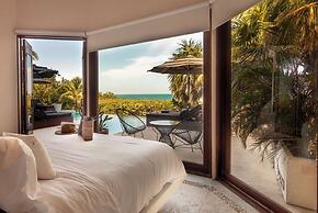 Casa Punta Coco & Beach Club
