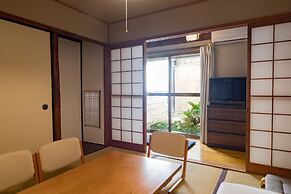 Kyomachiya IZO