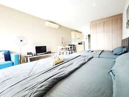 KSL Studio Homestay by Immaculate