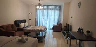 KSL Studio Homestay by Immaculate