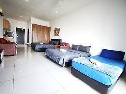 KSL Studio Homestay by Immaculate