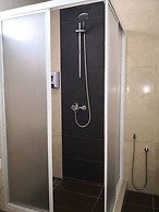 Walk In Hotel