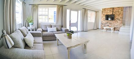 Addo Adventure House