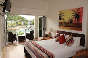 Beachside Apartment 17