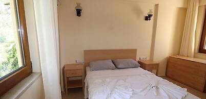 Villa AX12 by JoyLettings