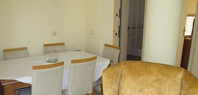 Villa NP09 by JoyLettings