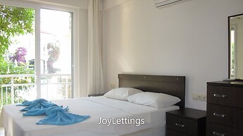 Villa NP17 by JoyLettings