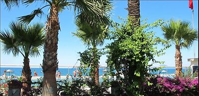 Villa AQ10 by JoyLettings