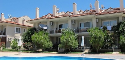 Villa SL18 by JoyLettings