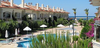 Villa SL18 by JoyLettings