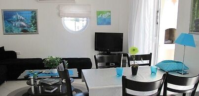 Villa CED1 by JoyLettings