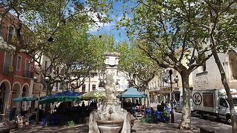 Hostel Penedes