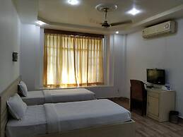 Hotel SC Grand