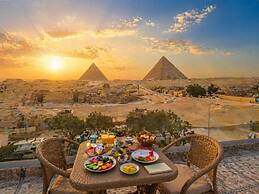 Tut Pyramids View Hotel