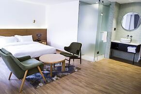 Nomad Hotel