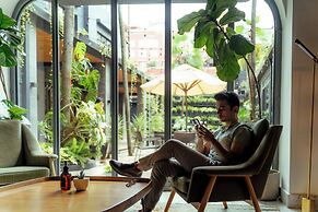 Nomad Hotel