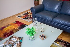 Spacious 2bdr Apartment on Tkalciceva Street