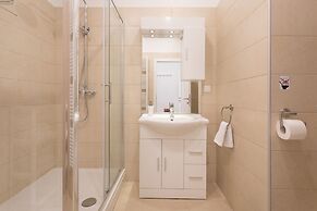Charming and Bright Studio in Zagreb Center!