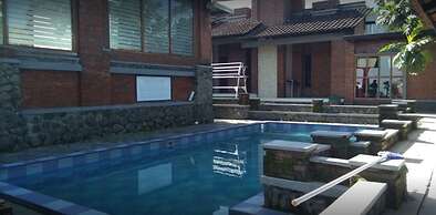 Villa Mediana