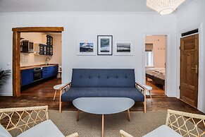 Apartment B29