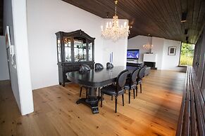Seaside Villa - 6 bedrooms