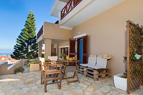 Avra Apartments