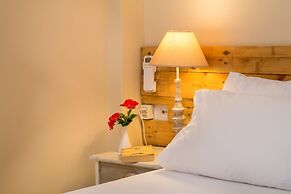 Avra Apartments