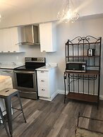 Esther's Place-Carleton Place Downtn Apt