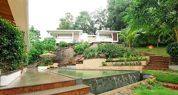 Le Candles Resort