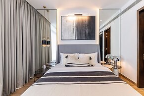 Luxury 2BR Marina Gate 3