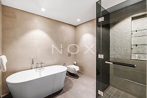 Luxury 2BR Marina Gate 3
