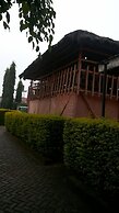 Leosim Hotel Nebbi