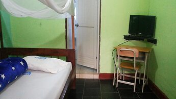 Leosim Hotel Nebbi