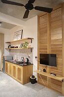 Uri House