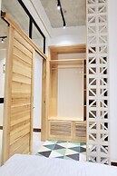 Uri House
