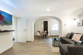 Castle way Apartments Tamy
