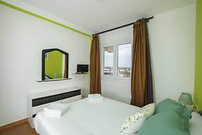 Cala Corb Low Cost