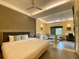Status Club Resort
