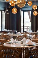 Magna Pivot Hotel - Boutique Class