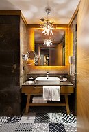 Magna Pivot Hotel - Boutique Class