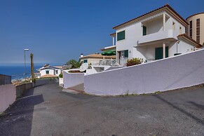 Bom Sucesso Villa