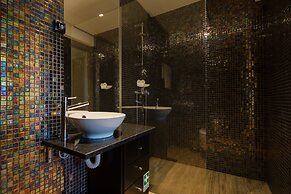 Old Town Apartment