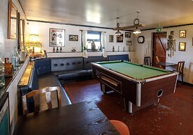 Cross Inn