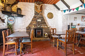 Cross Inn