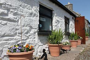 Cross Inn