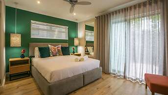 Hout & About Guest House